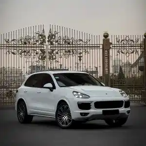 Porsche Cayenne, 2016