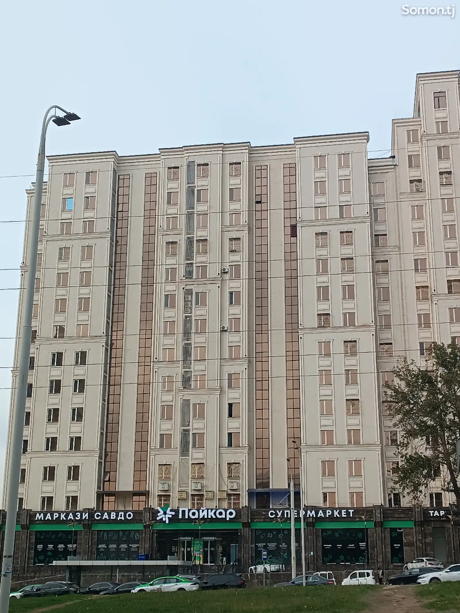 3-комн. квартира, 13 этаж, 100 м², 82 мкр-1