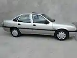 Opel Vectra A, 1993-4