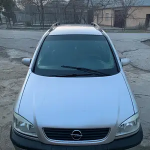 Opel Zafira, 2000