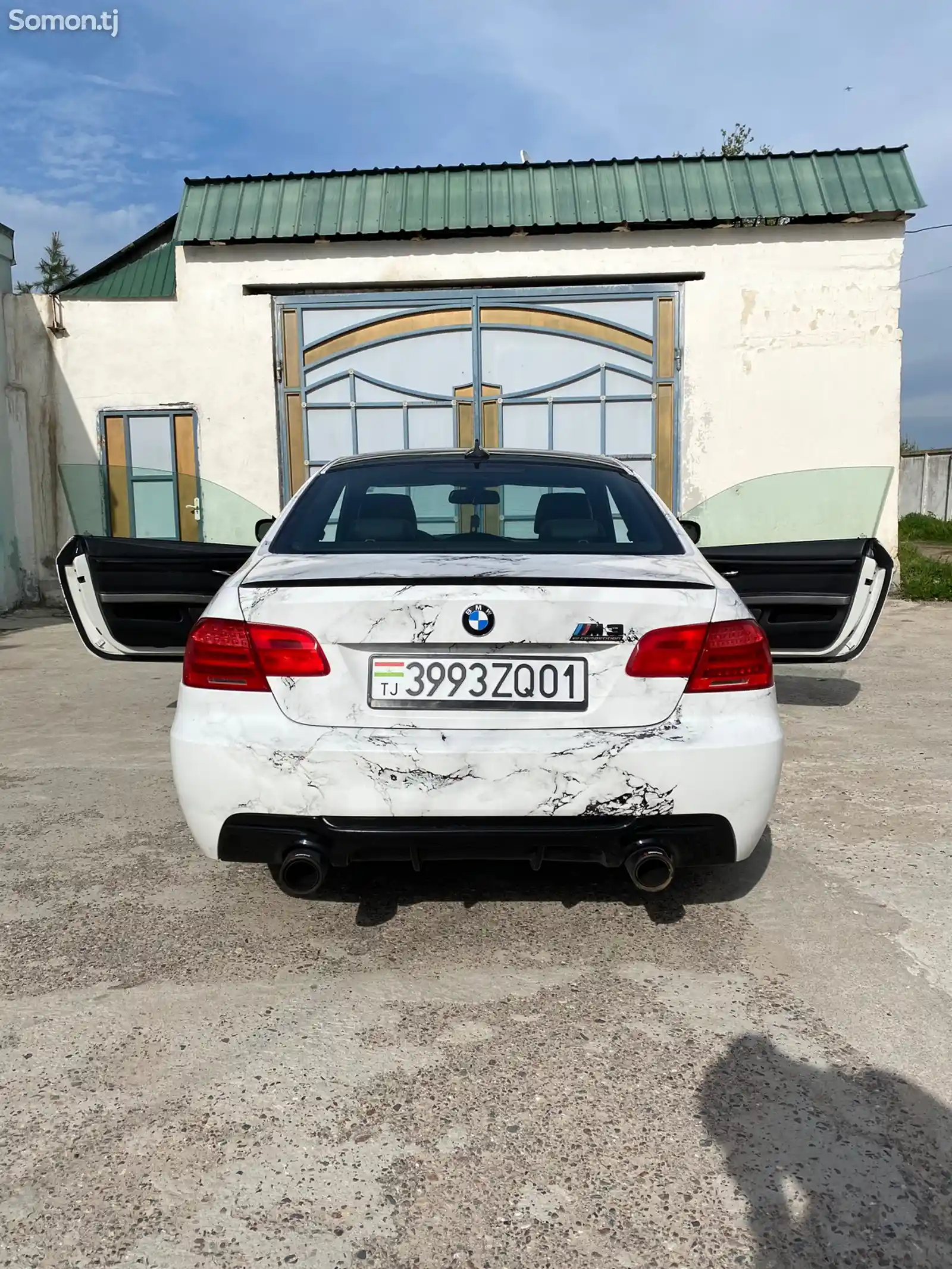 BMW M3, 2011-10