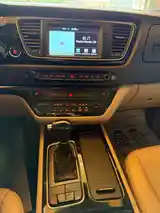 Kia Carnival, 2014-12