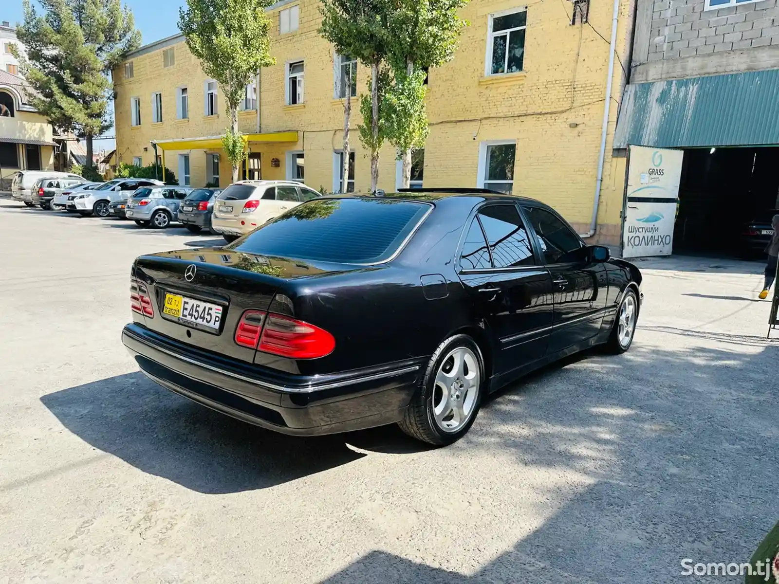 Mercedes-Benz E class, 2001-8