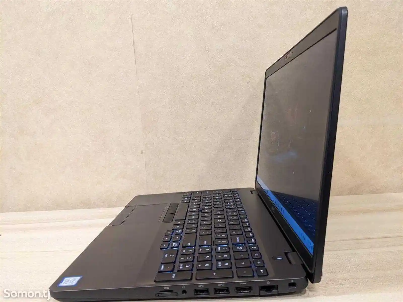 Ноутбук Dell Latitude 5500 i5/8-3