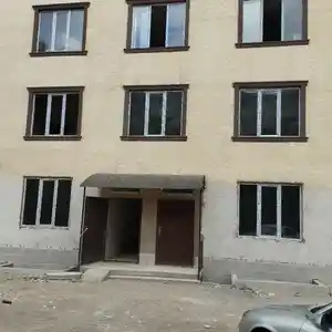 2-комн. квартира, Цокольный этаж, 48 м², 18 мкр