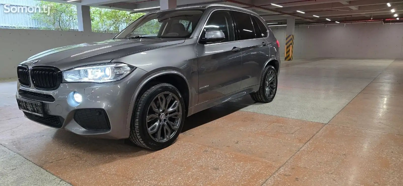 BMW X5, 2015-7