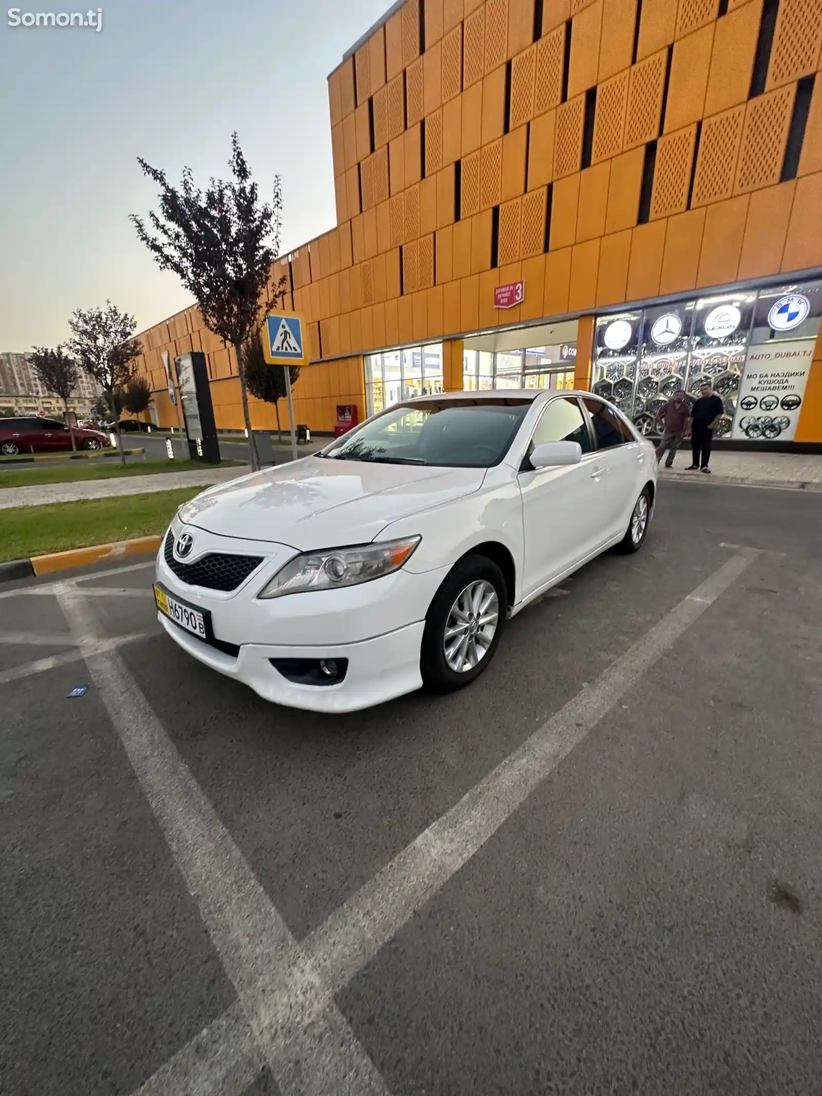 Toyota Camry, 2011-7