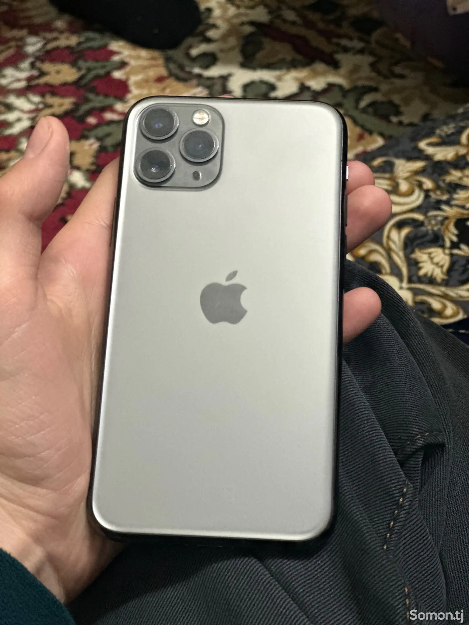 Apple iPhone 11 Pro, 64 gb, Silver-1