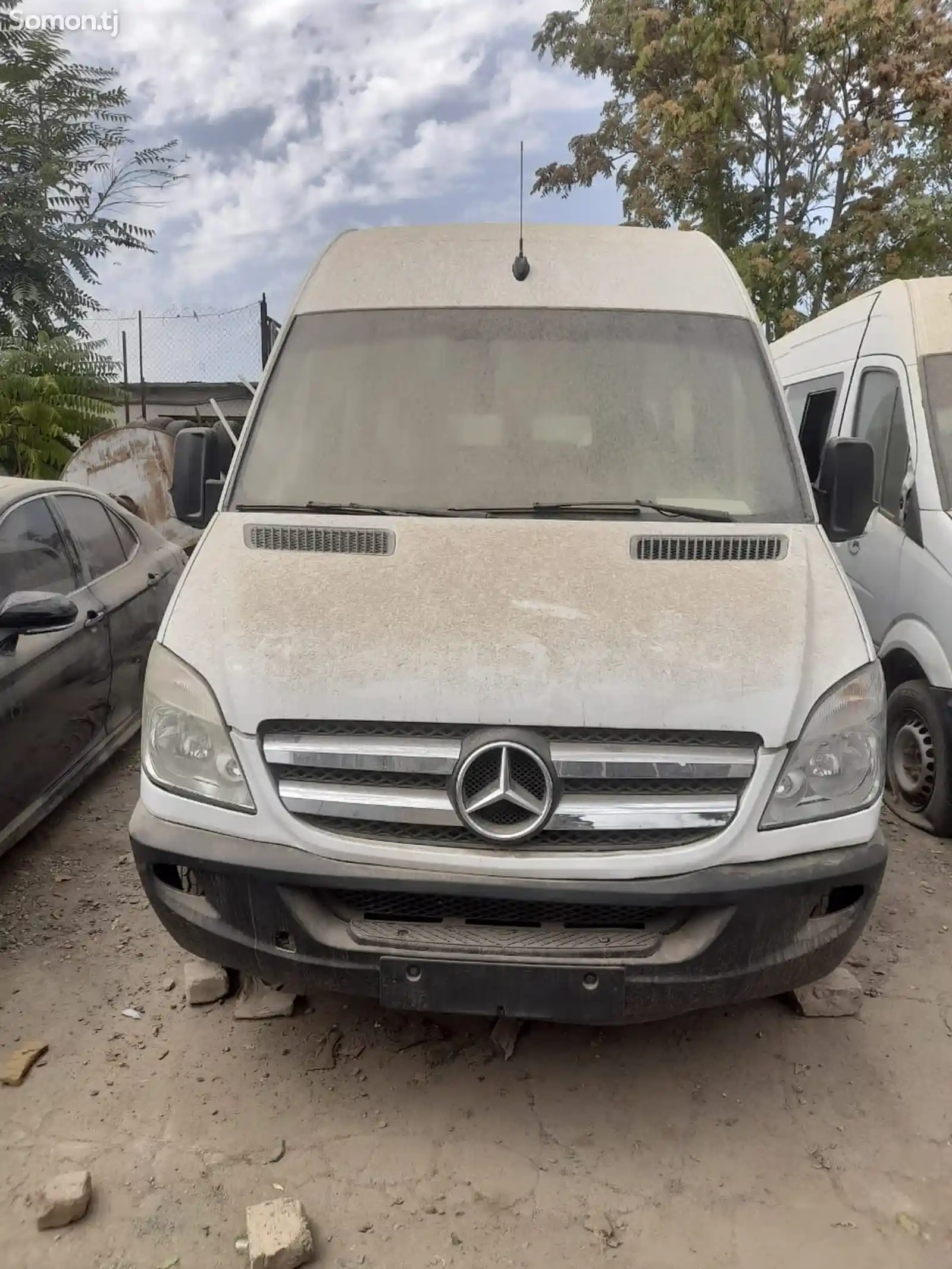 Микроавтобус Mercedes-Benz Sprinter, 2012-1