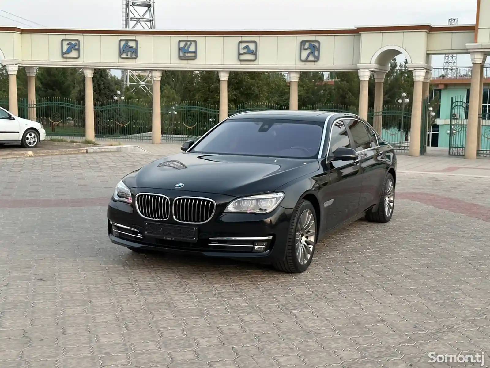 BMW 7 series, 2013-2