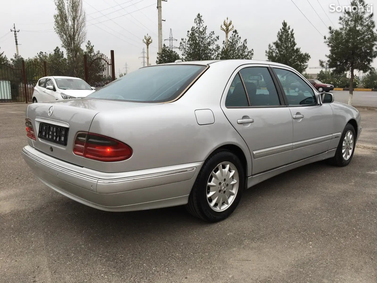 Mercedes-Benz E class, 1999-6