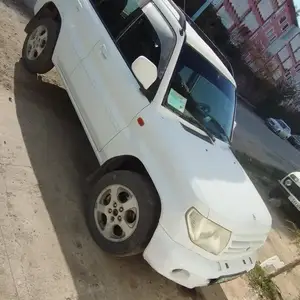 Mitsubishi Pajero IO, 1998