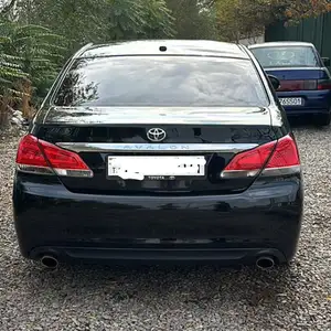 Toyota Avalon, 2011