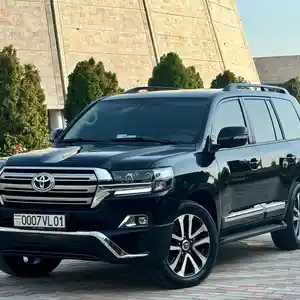 Toyota Land Cruiser, 2015