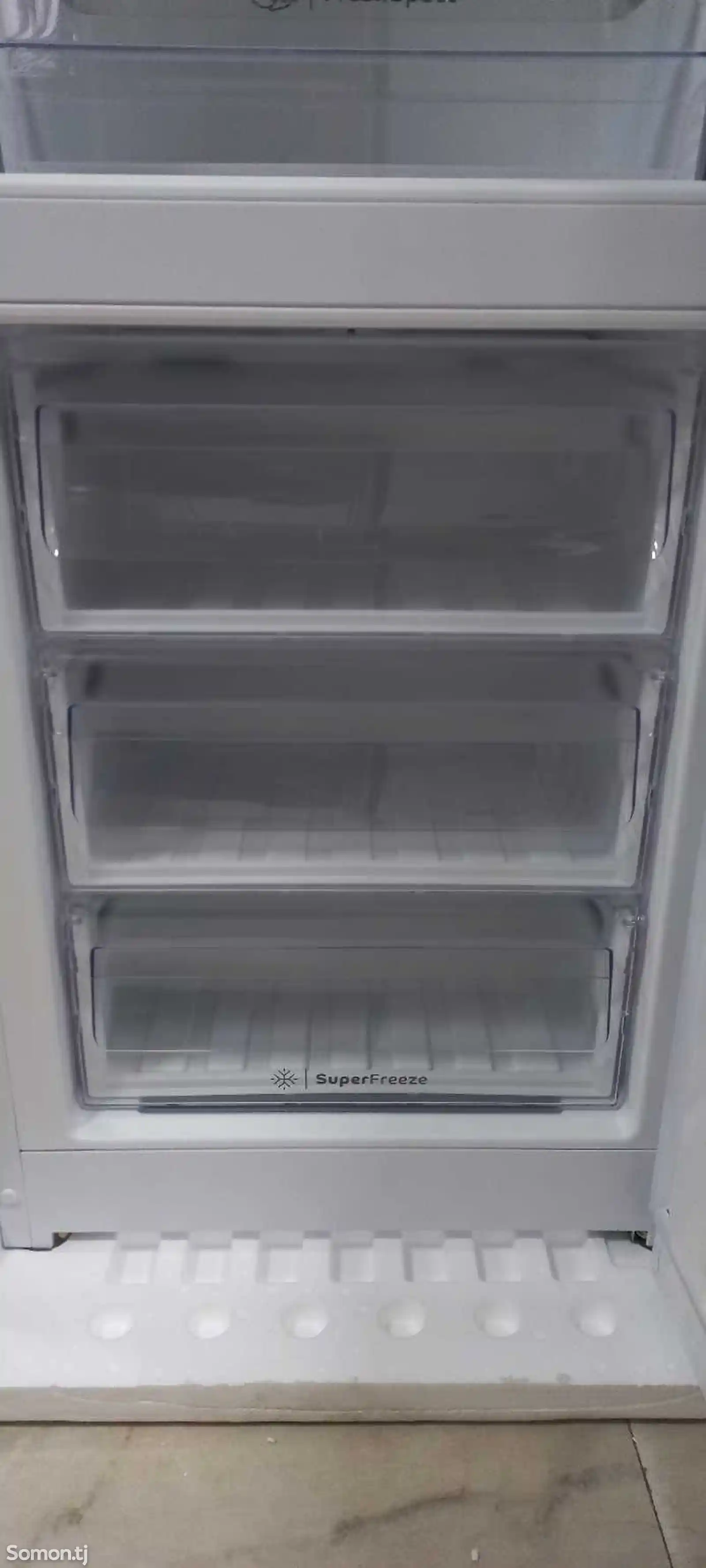 Холодильник Indesit Nofrost Итальянский-3