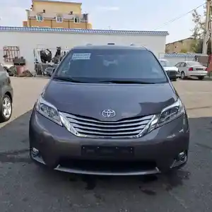 Toyota Sienna, 2014