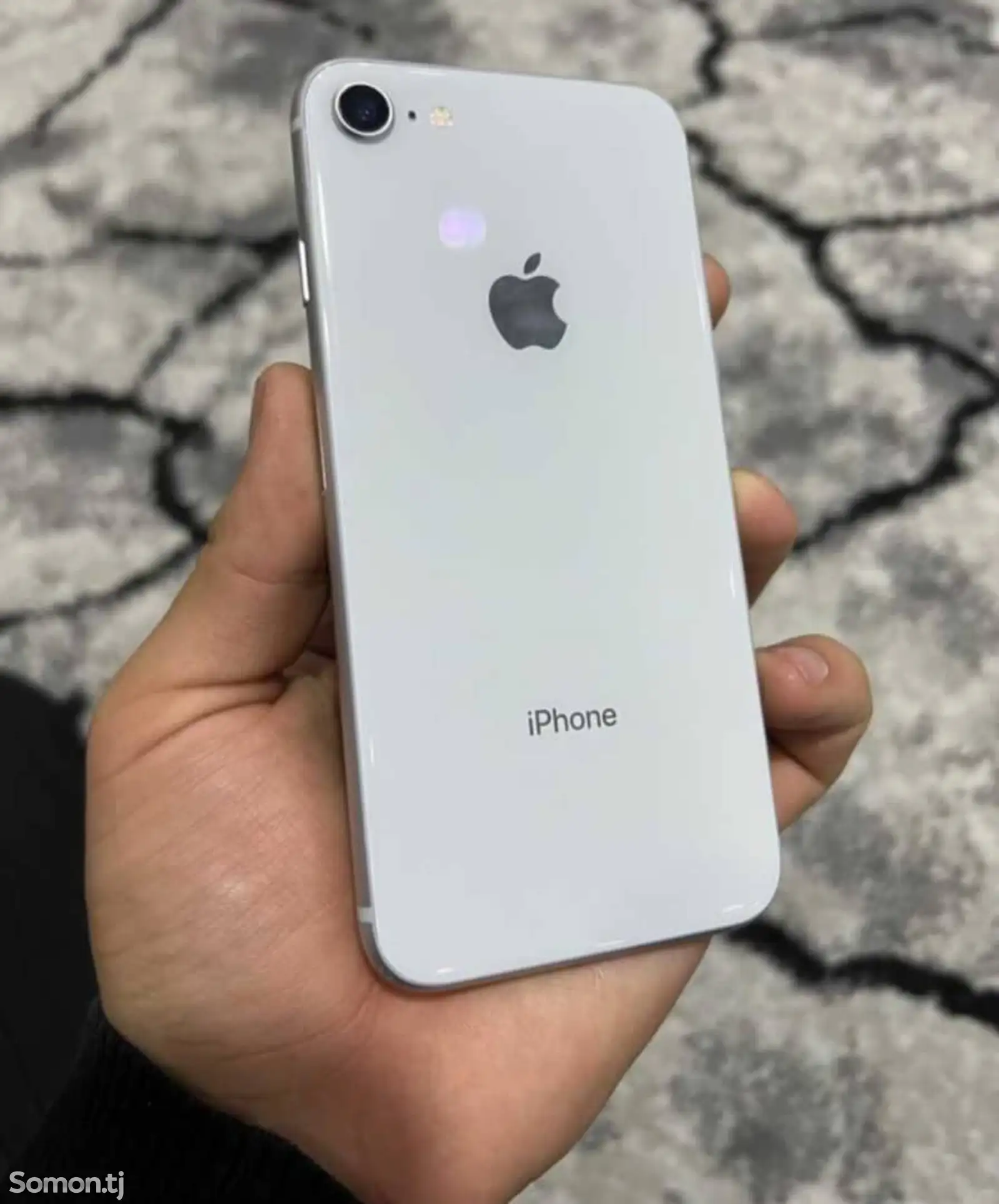 Apple iPhone 8, 64 gb, Silver-1