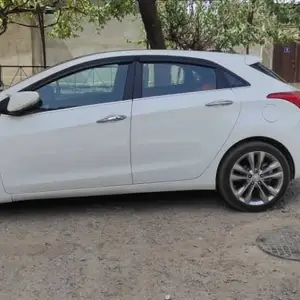 Hyundai i30, 2014