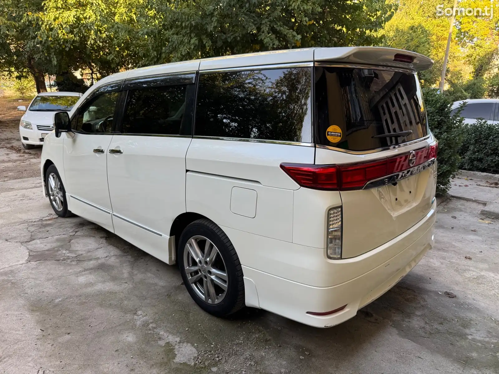 Nissan Elgrand, 2014-5