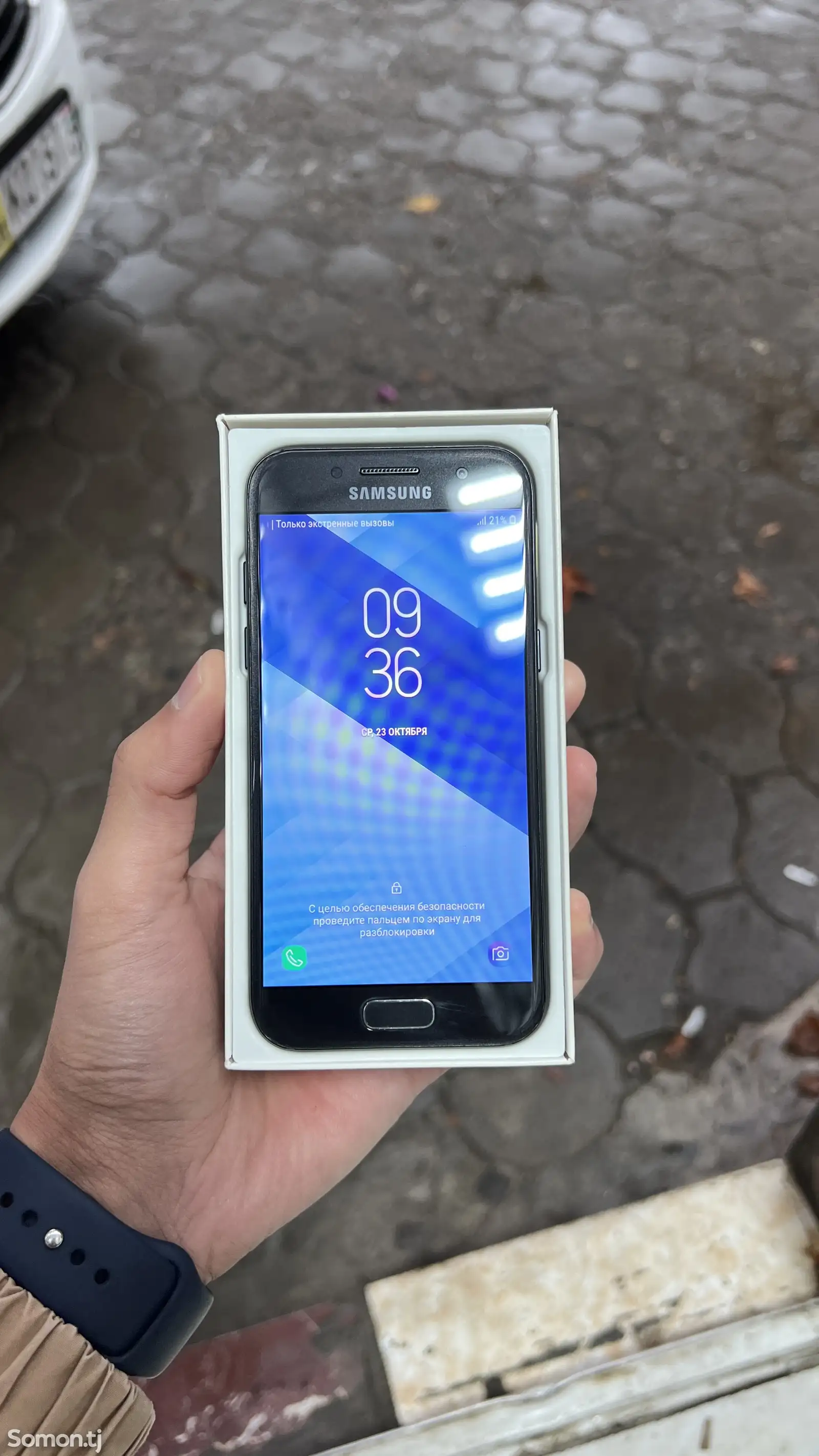 Samsung Galaxy A3-1