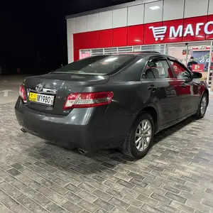 Toyota Camry, 2011