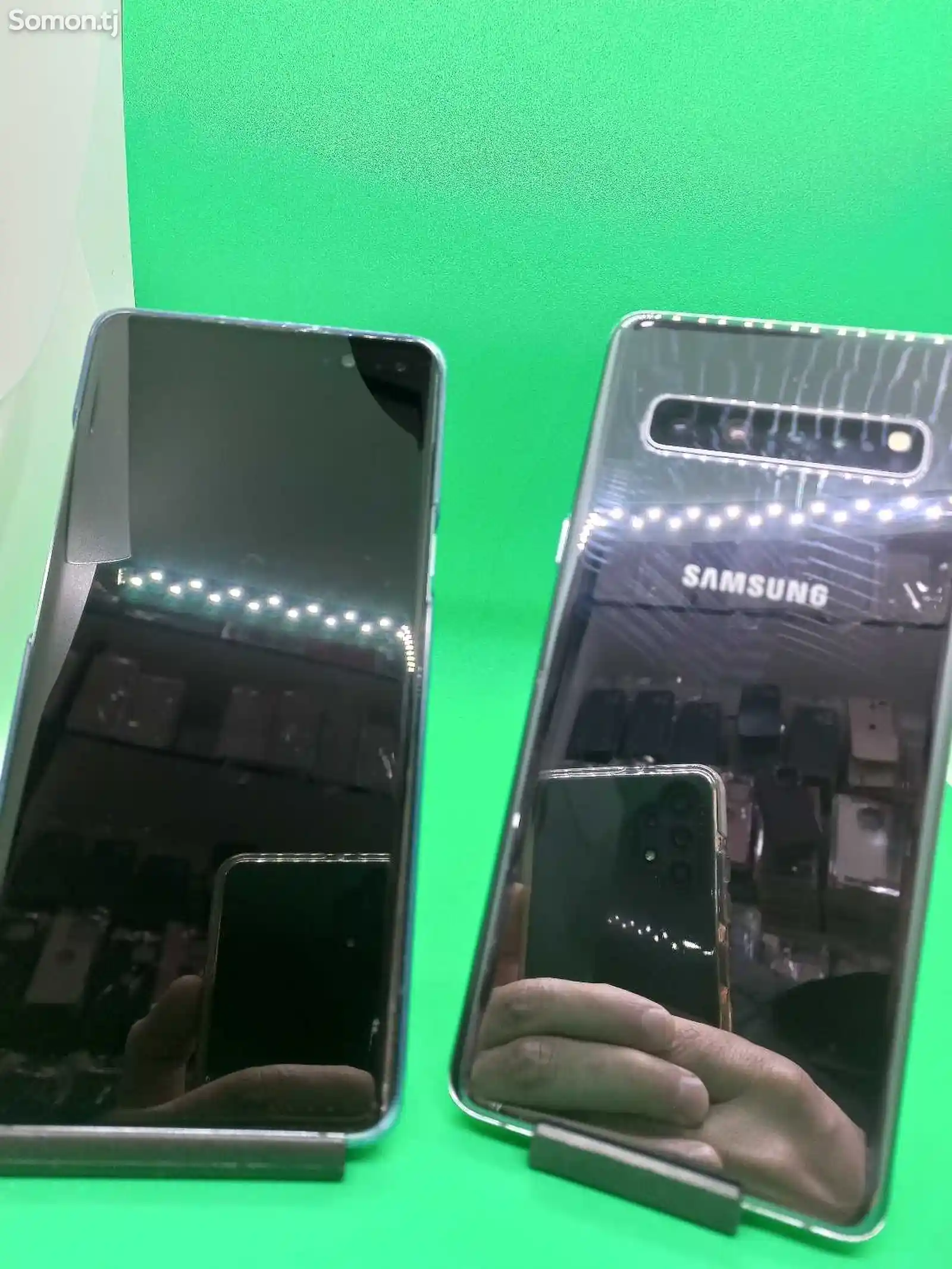 Samsung Galaxy S10 5G 8/256Gb-4