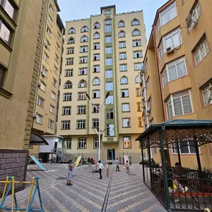 1-комн. квартира, 6 этаж, 42 м², Жил городок