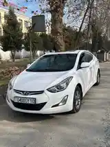 Hyundai Elantra, 2014-8