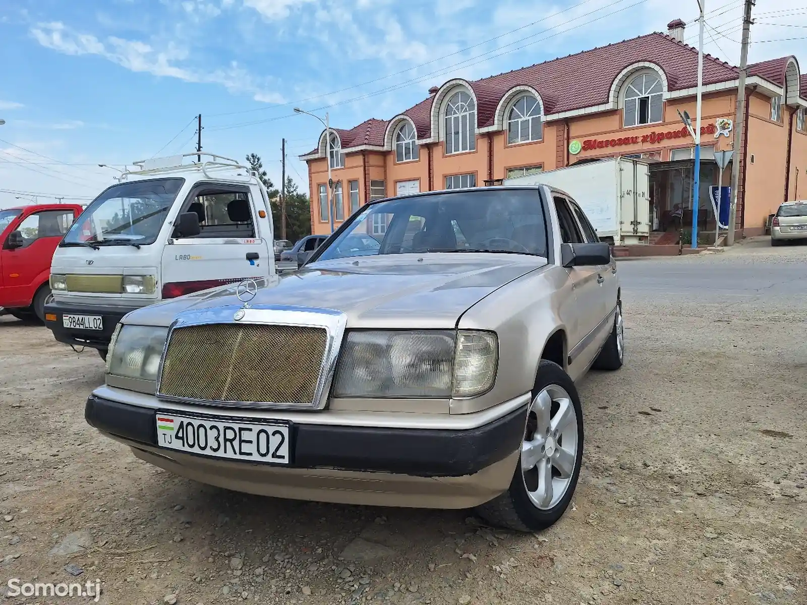 Mercedes-Benz W124, 1989-5