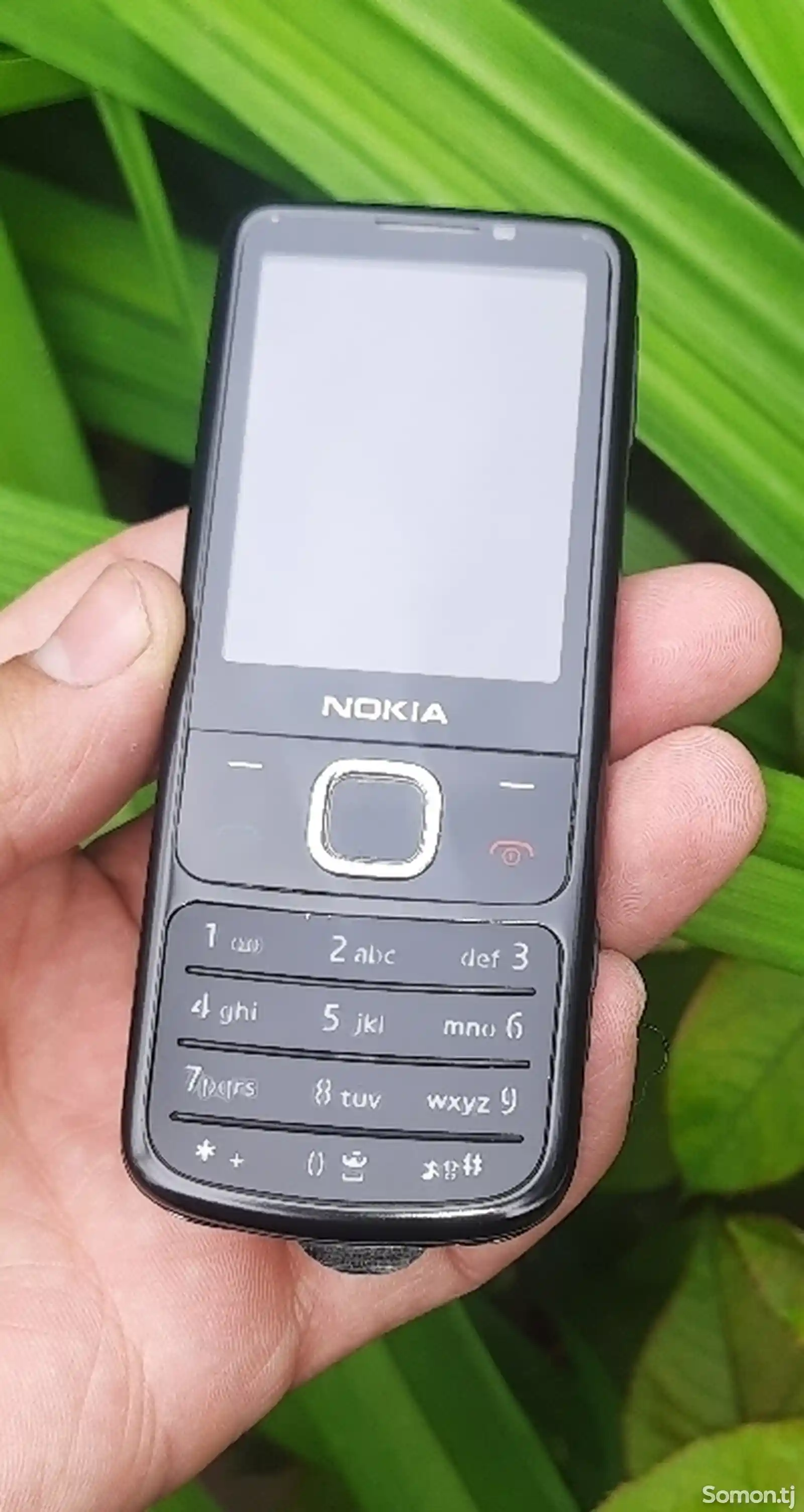 Nokia 6700 Classic-5