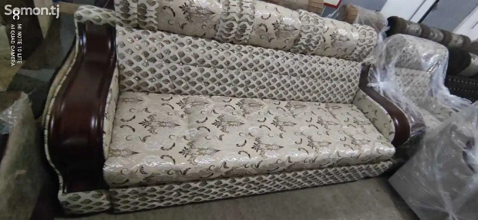 Раскладной диван с креслами-1