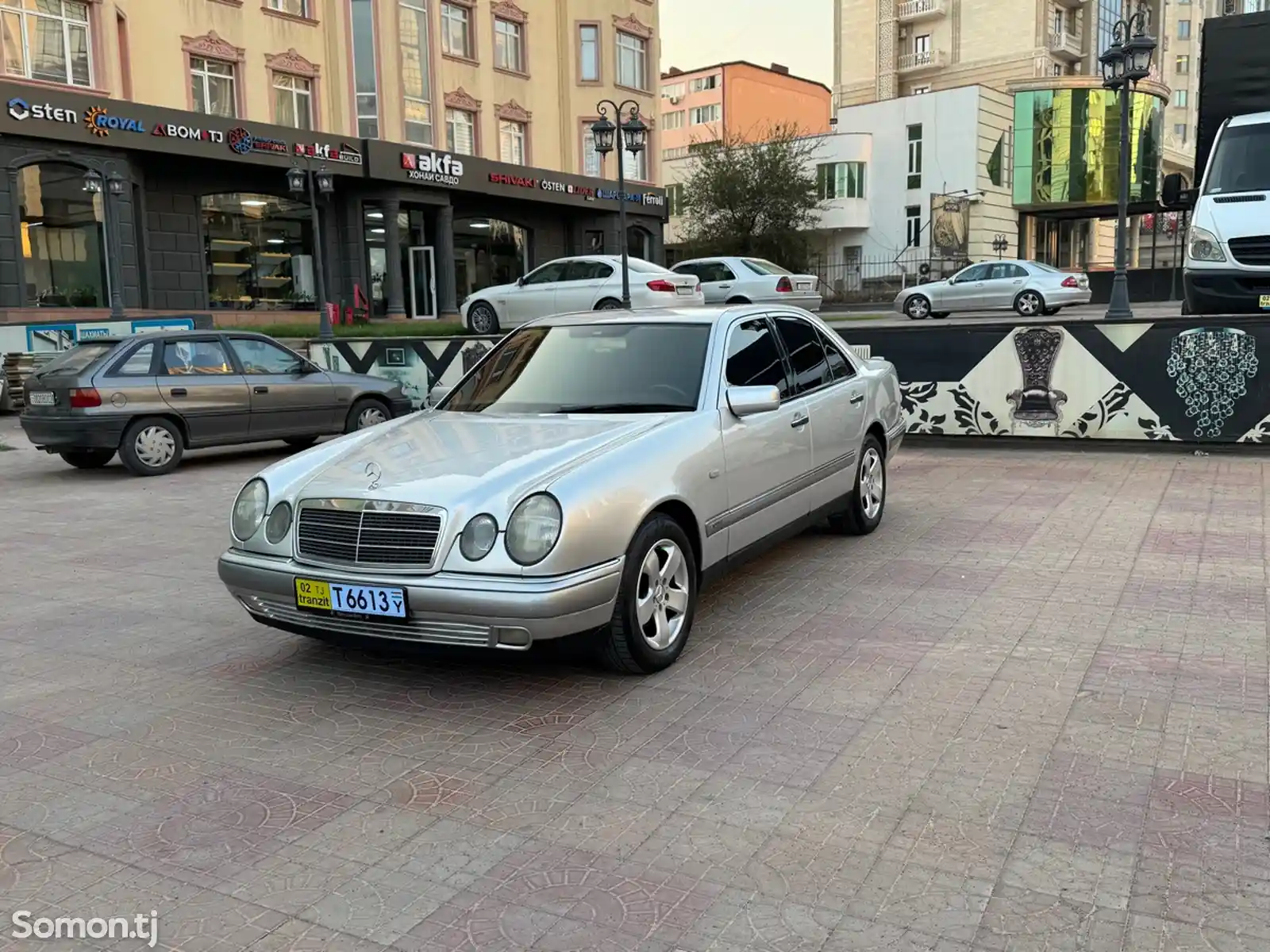 Mercedes-Benz E class, 1995-3