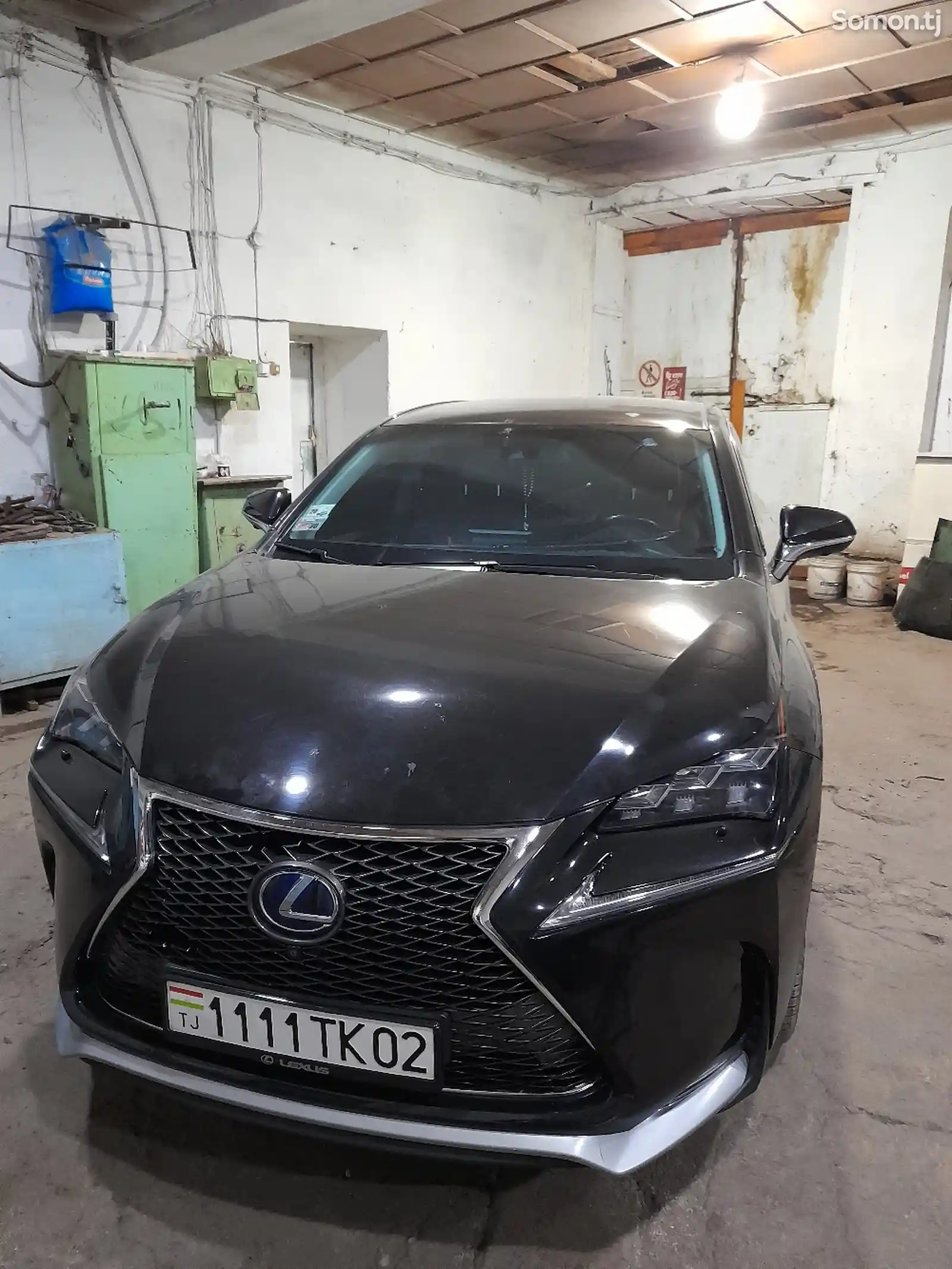 Лобовое стекло от Lexus-2