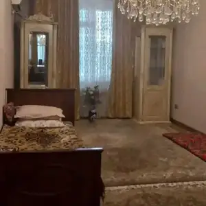 2-комн. квартира, 3 этаж, 100м², И.Сомони