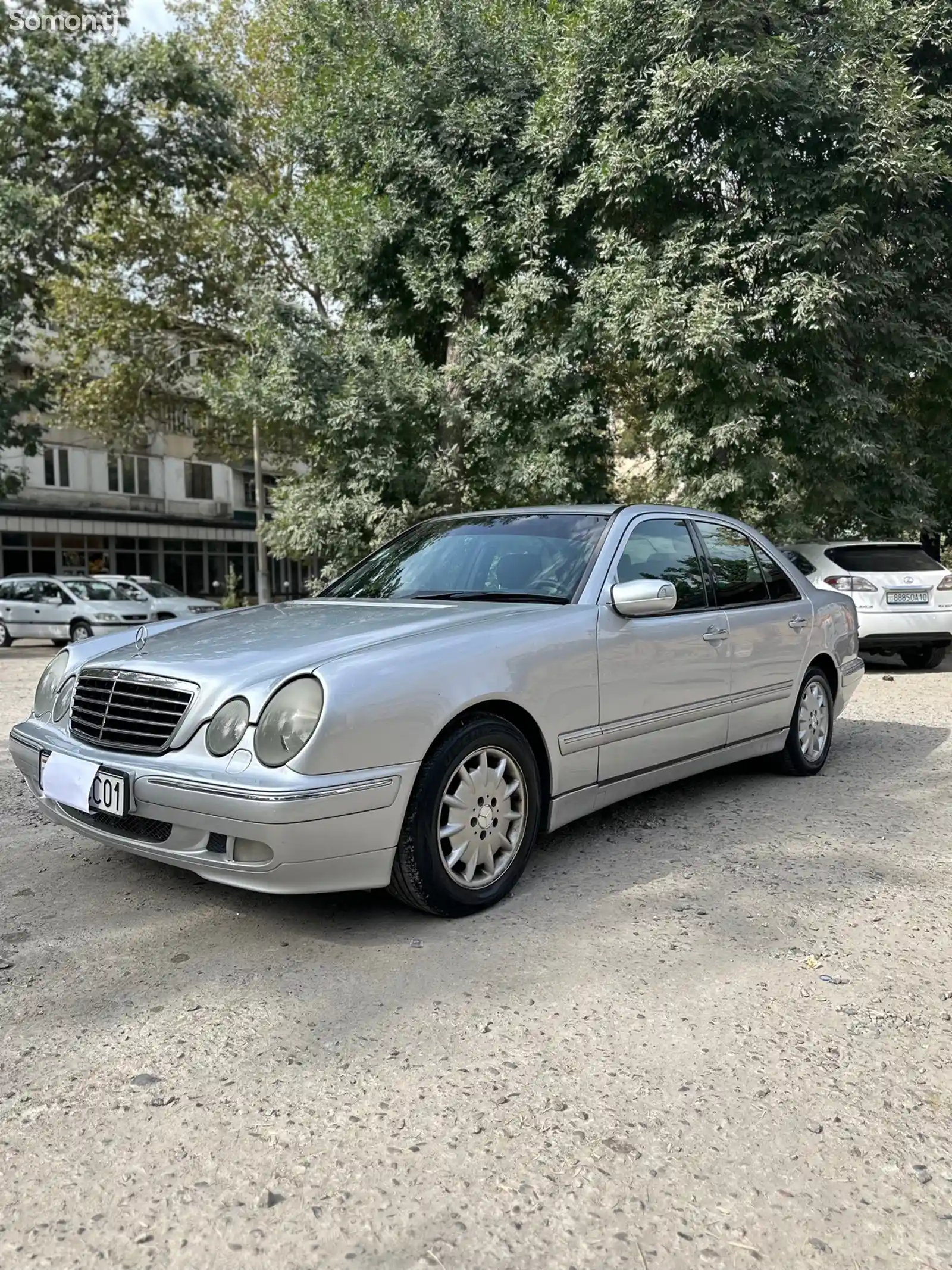 Mercedes-Benz E class, 2000-1