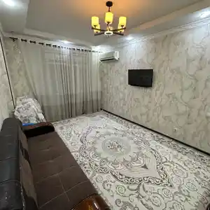 2-комн. квартира, 6 этаж, 70 м², Сино