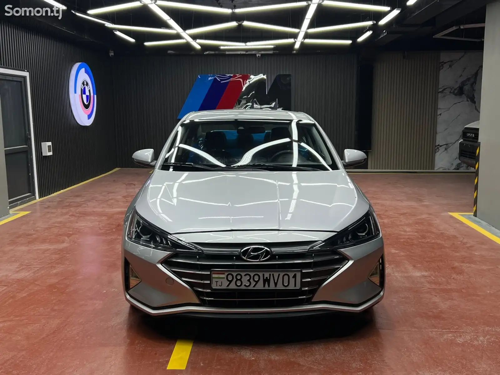 Hyundai Elantra, 2019-1