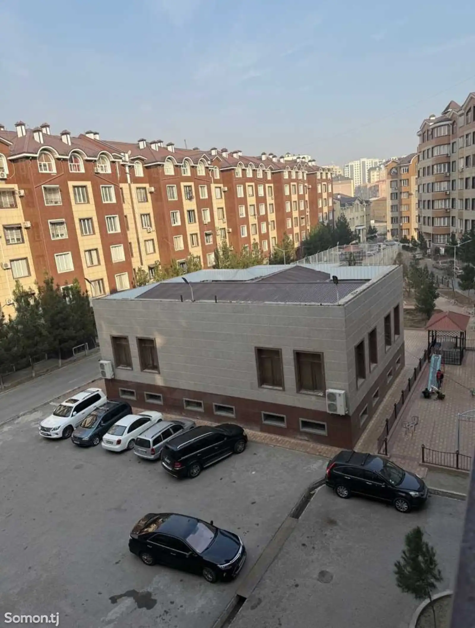 3-комн. квартира, 1 этаж, 100 м², 19 микрорайон-1