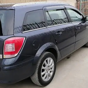 Opel Astra H, 2008