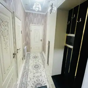 2-комн. квартира, 13 этаж, 80м², Танка