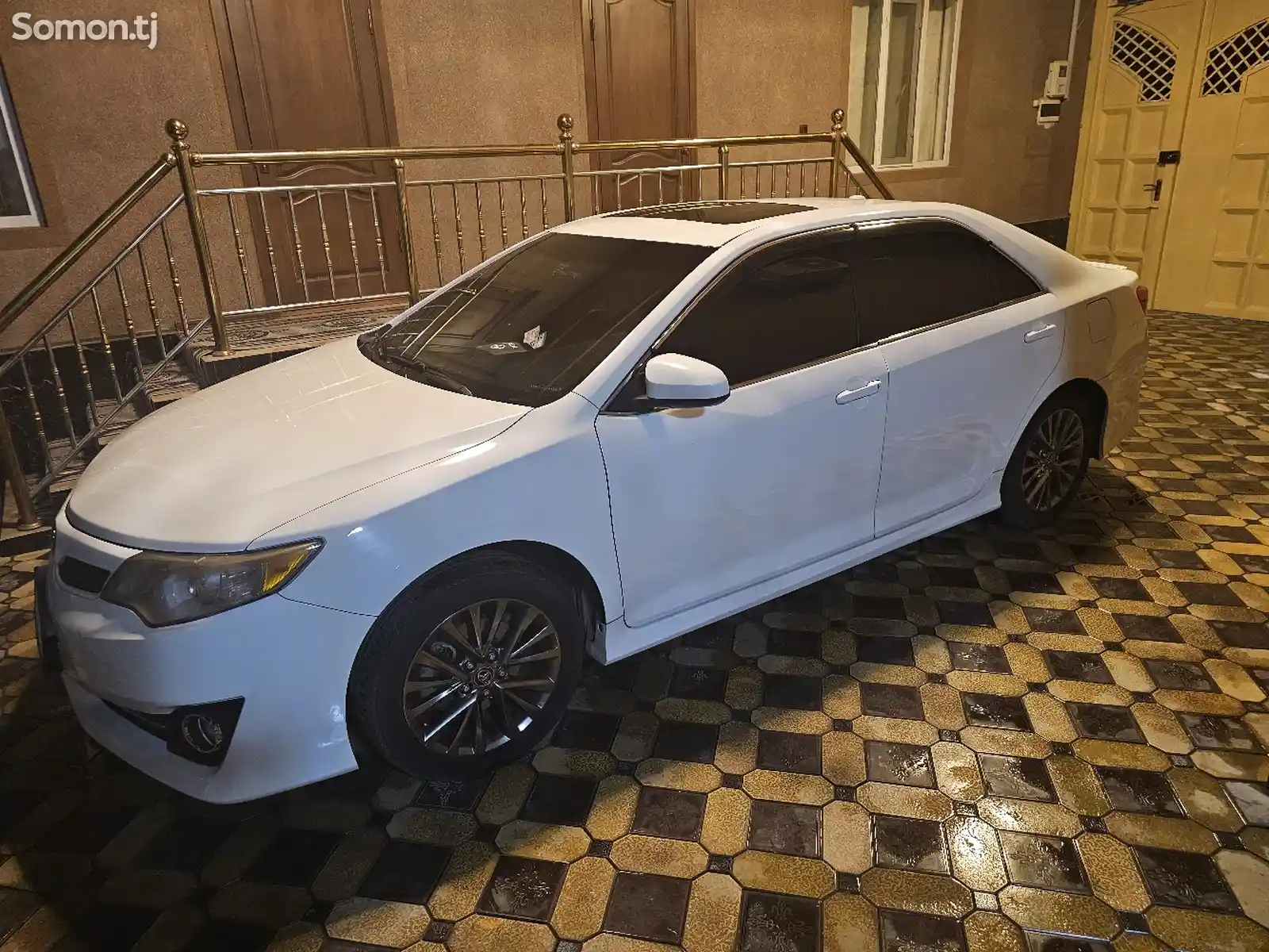 Toyota Camry, 2012-5