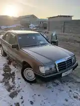 Mercedes-Benz W124, 1989-7