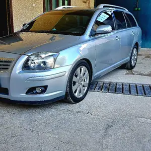 Toyota Avensis, 2008