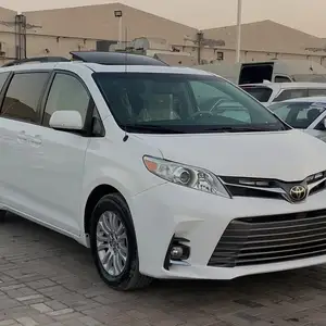 Toyota Sienna, 2014