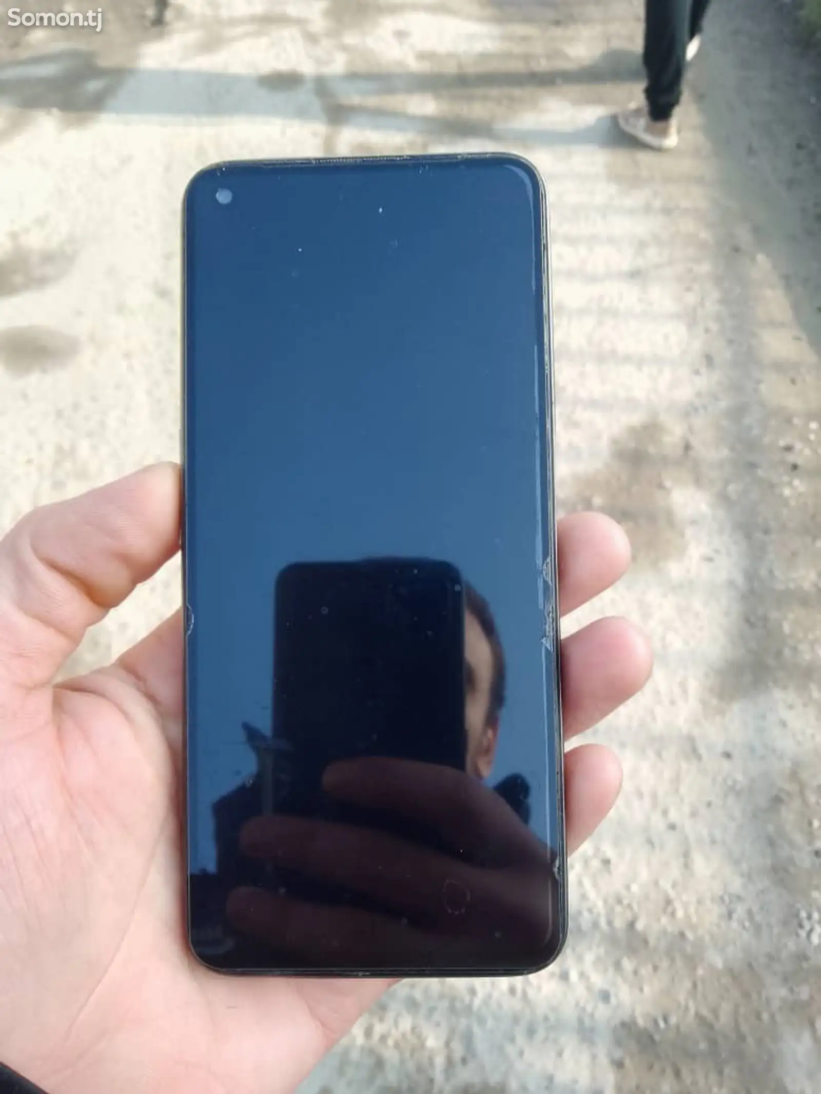 Телефон Realme-1