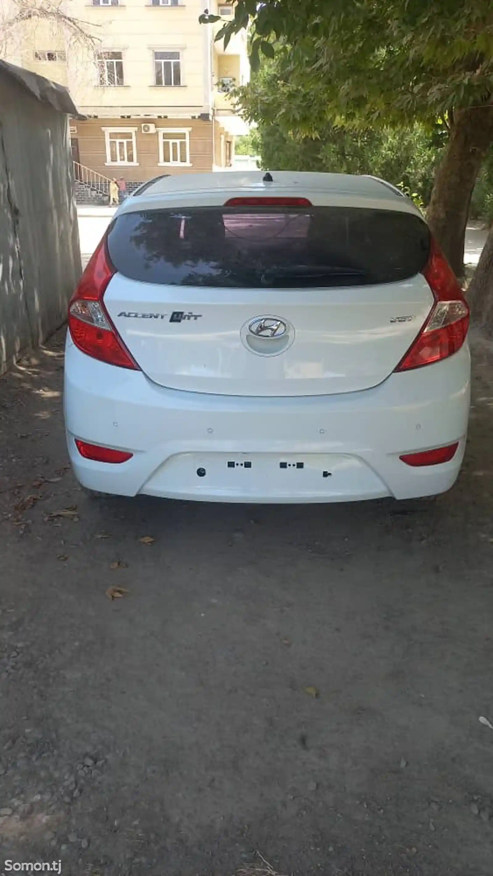 Hyundai Accent, 2014-10