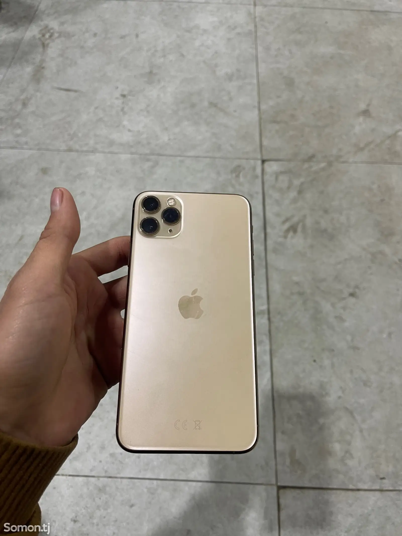 Apple iPhone 11 Pro Max, 64 gb, Gold-1