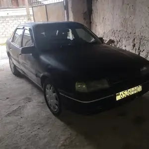 Opel Vectra A, 1990