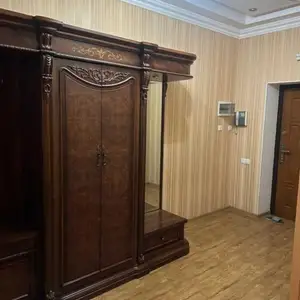 3-комн. квартира, 8 этаж, 100м², И. Сомони