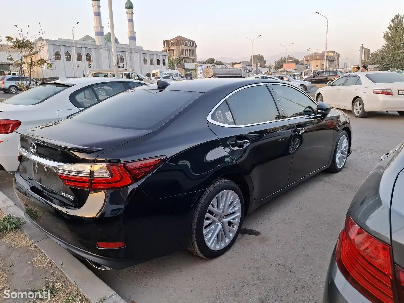 Lexus ES series, 2016-2